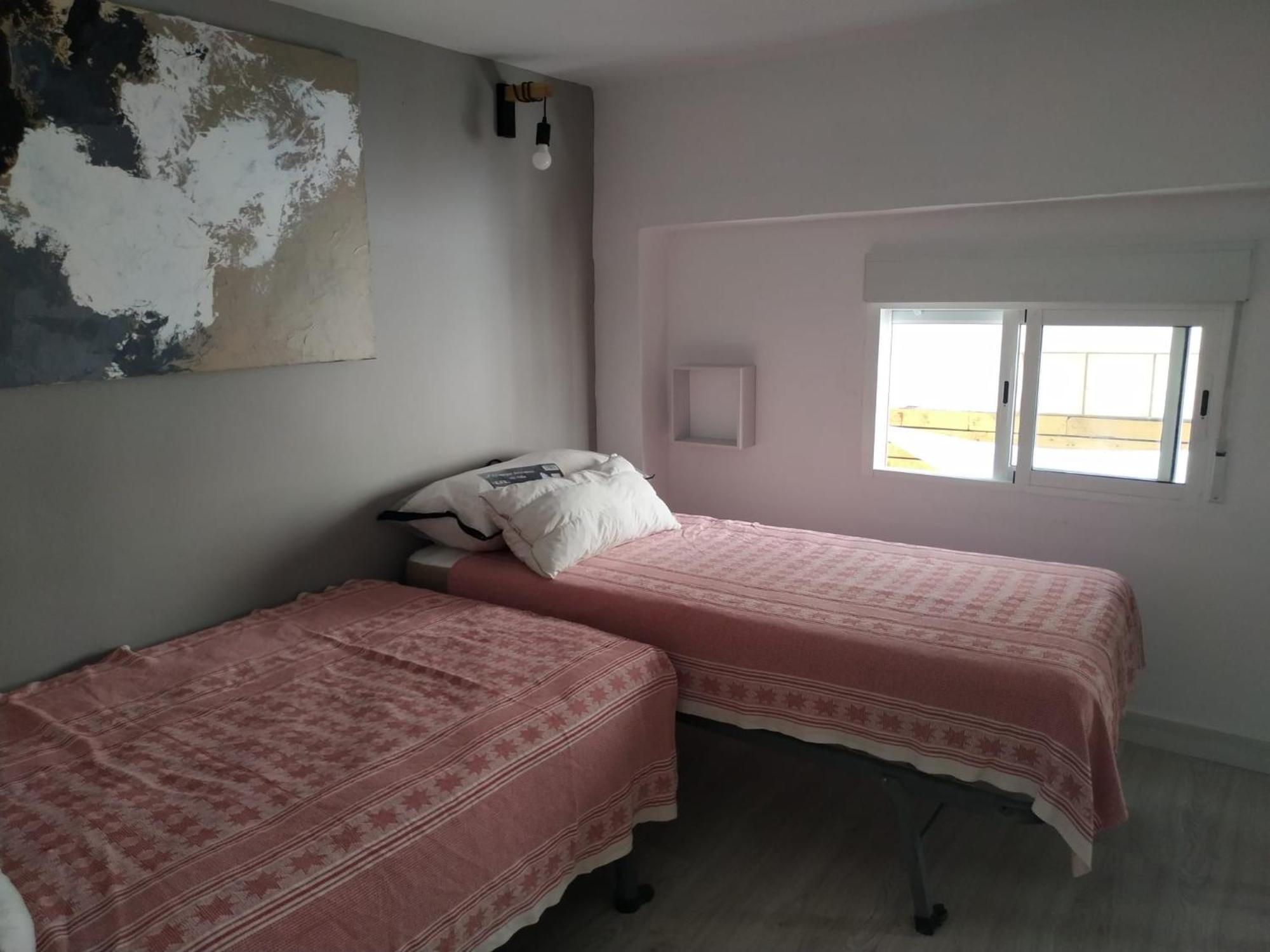 Centrico Apartamento Familiar Con Patio Privado アリカンテ エクステリア 写真